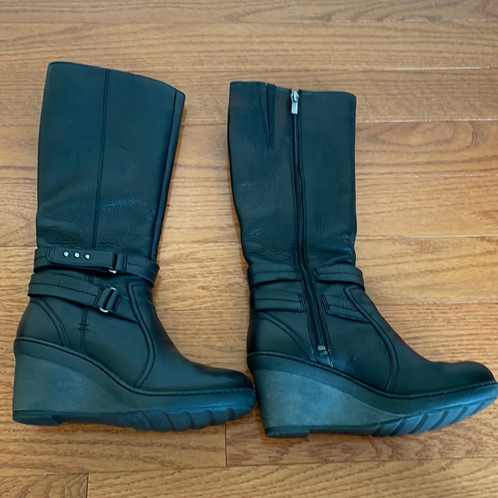 Clarks Black leather tall boots size 7.5 BRAND NEW